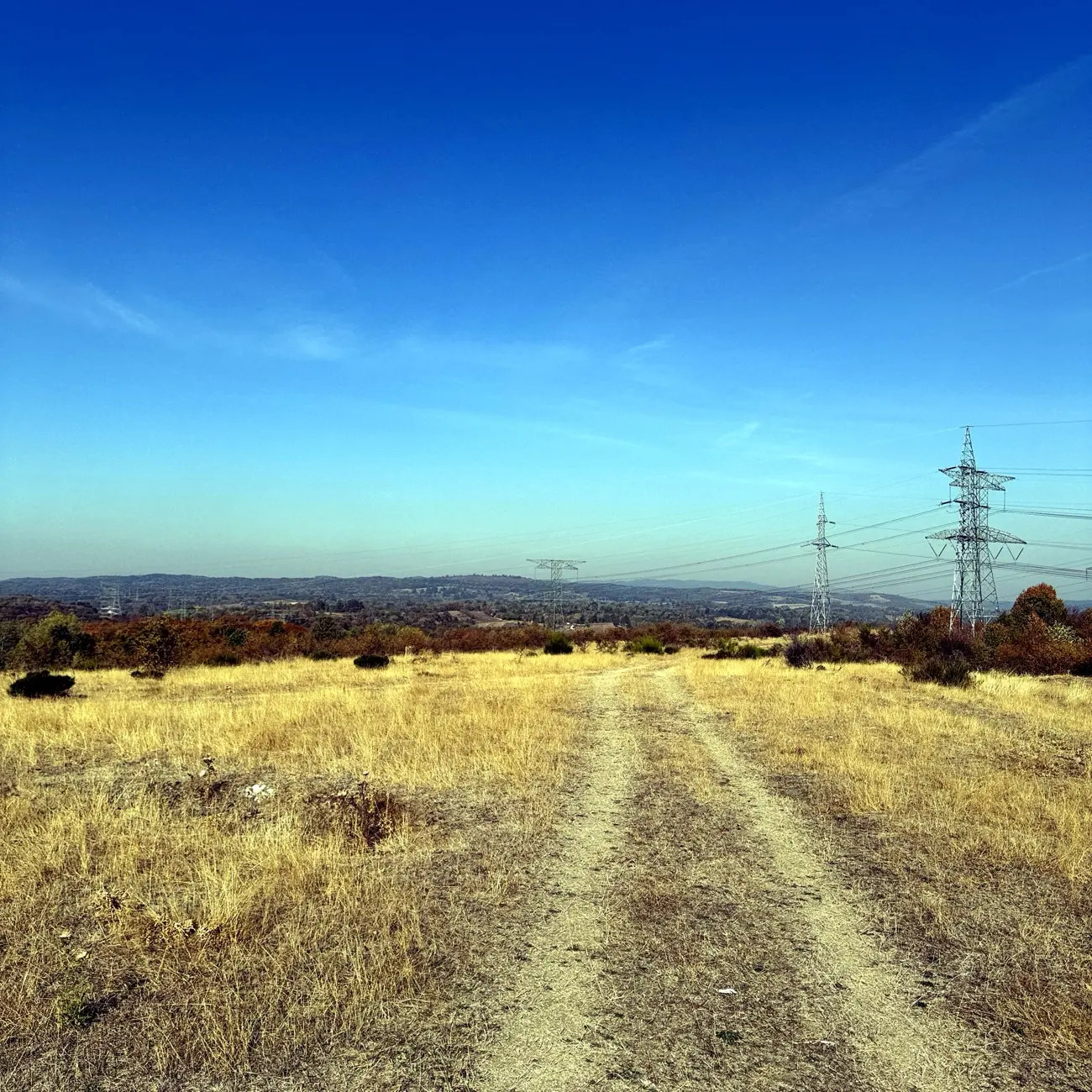 View across the Caransebesului industrial corridor near the RES1 site